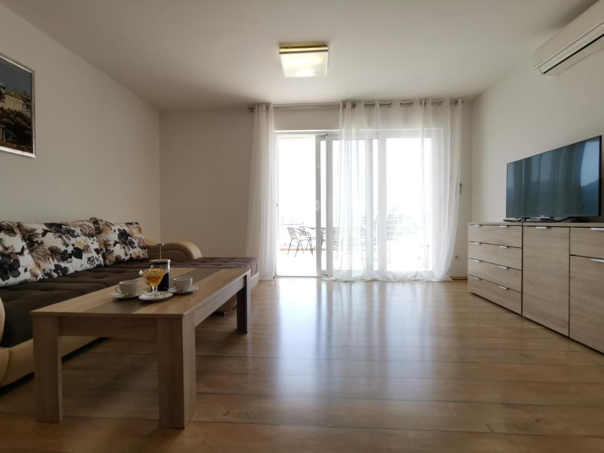 Apartments Apple Cat Montenegro Ko Bijela Eksteriør billede