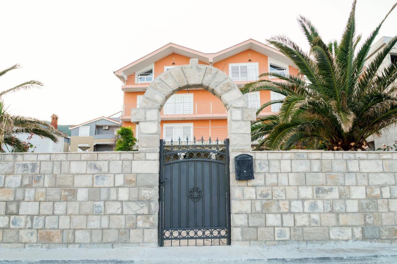 Apartments Apple Cat Montenegro Ko Bijela Eksteriør billede