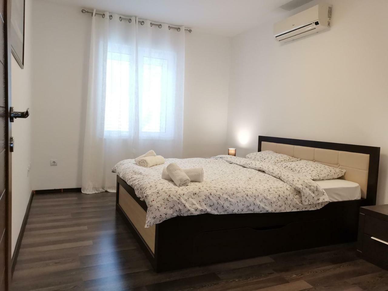 Apartments Apple Cat Montenegro Ko Bijela Eksteriør billede