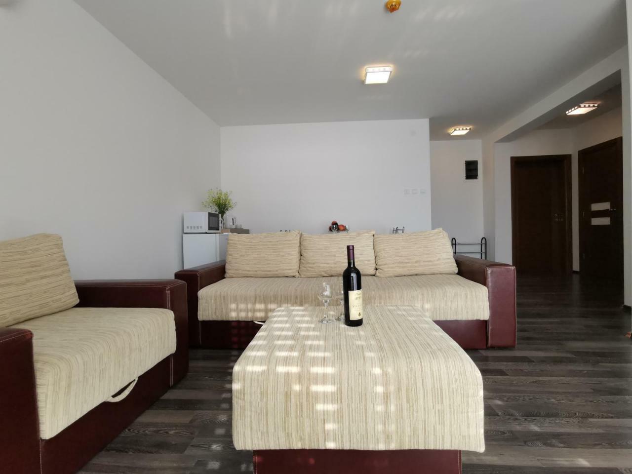 Apartments Apple Cat Montenegro Ko Bijela Eksteriør billede